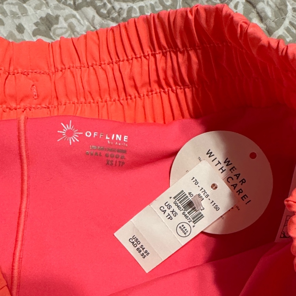 Offline by Aerie NWT! - Picture 2 of 3